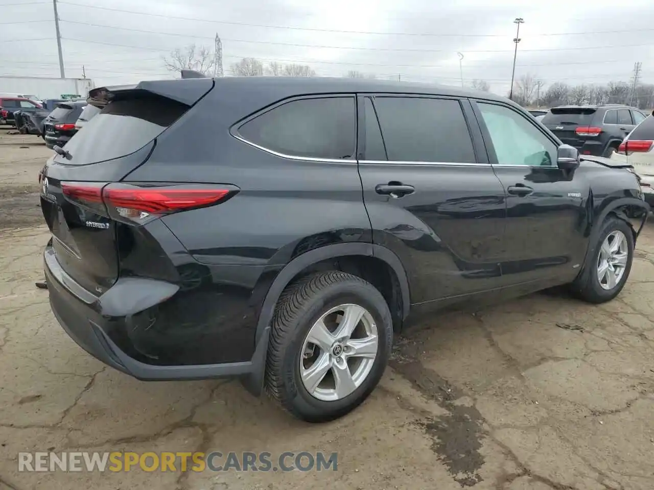 3 Photograph of a damaged car 5TDBBRCH4MS516423 TOYOTA HIGHLANDER 2021