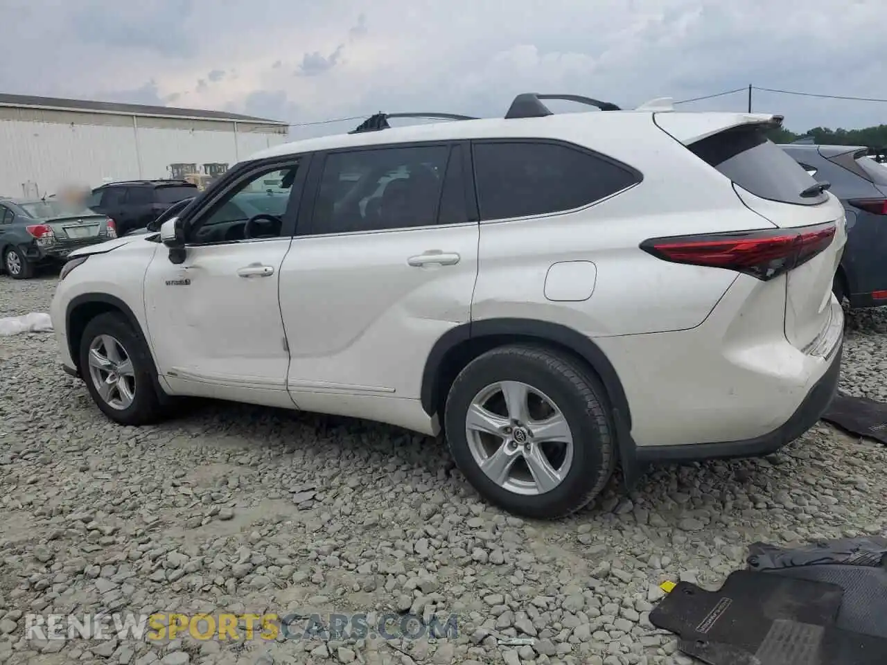 2 Photograph of a damaged car 5TDBBRCH4MS517782 TOYOTA HIGHLANDER 2021
