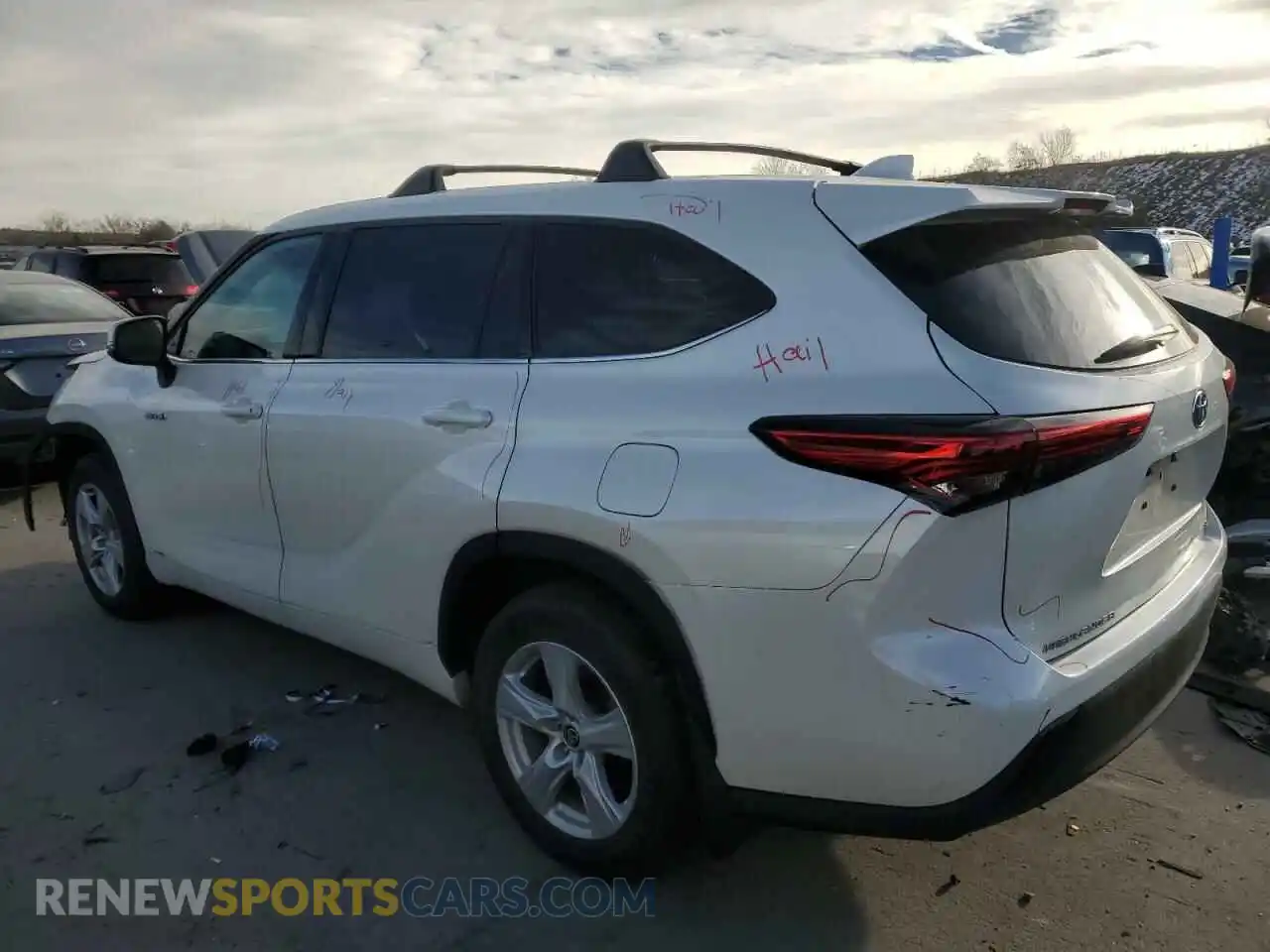 2 Photograph of a damaged car 5TDBBRCH4MS525932 TOYOTA HIGHLANDER 2021