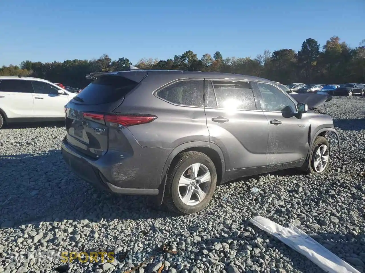 3 Photograph of a damaged car 5TDBBRCH5MS039727 TOYOTA HIGHLANDER 2021