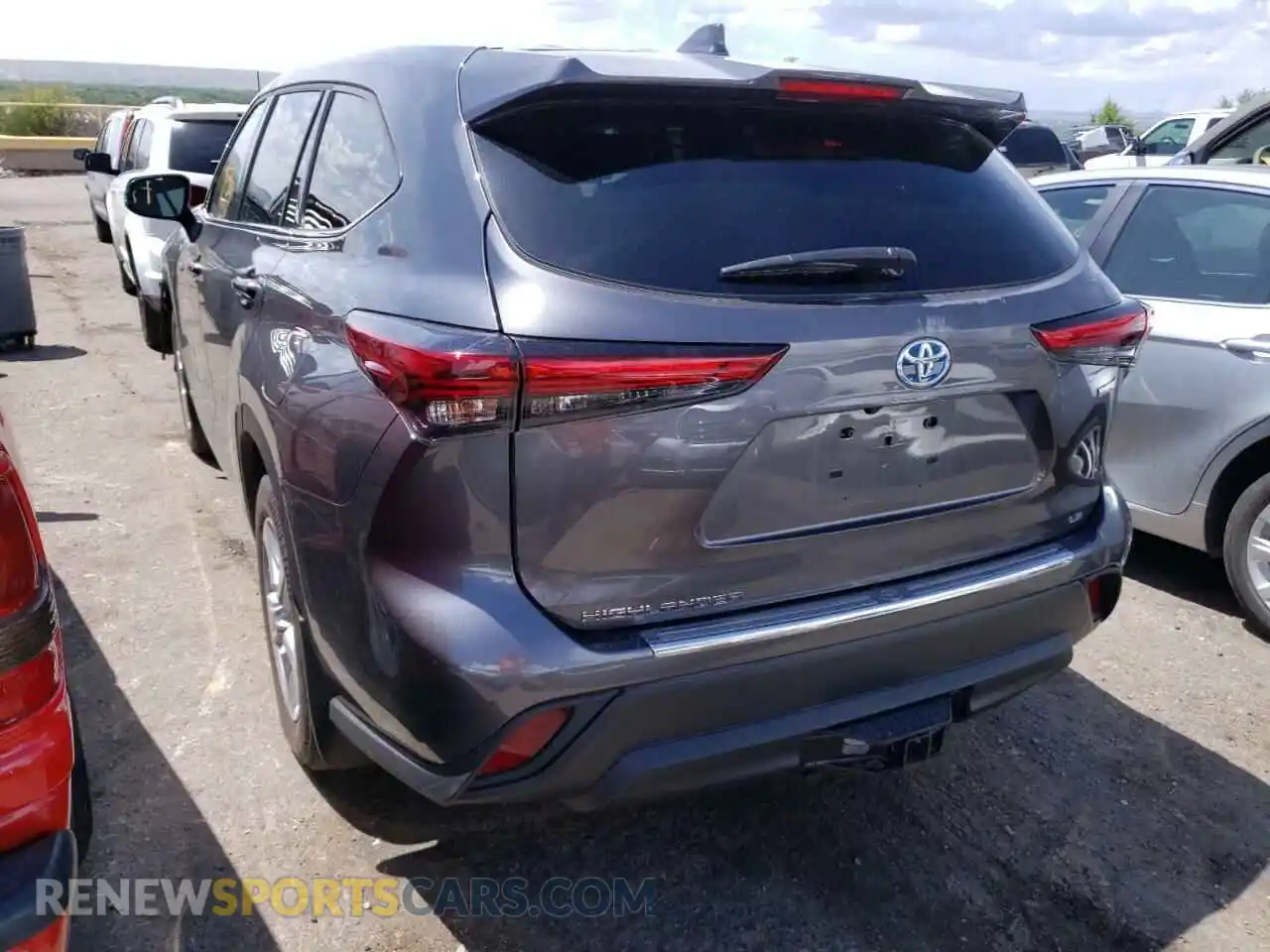 3 Photograph of a damaged car 5TDBBRCH5MS536230 TOYOTA HIGHLANDER 2021