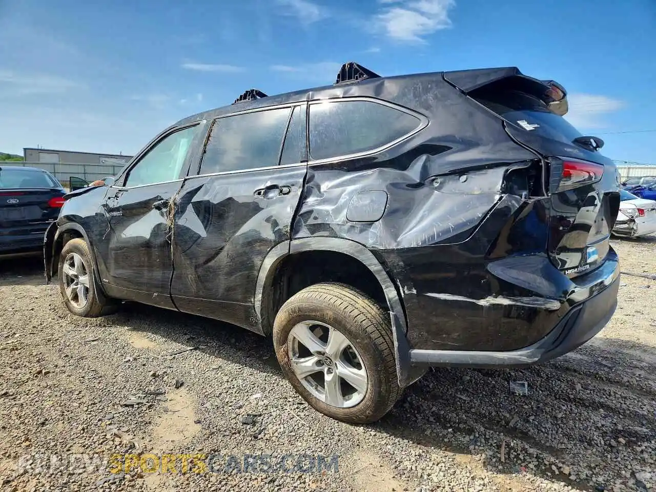2 Photograph of a damaged car 5TDBBRCH8MS025367 TOYOTA HIGHLANDER 2021