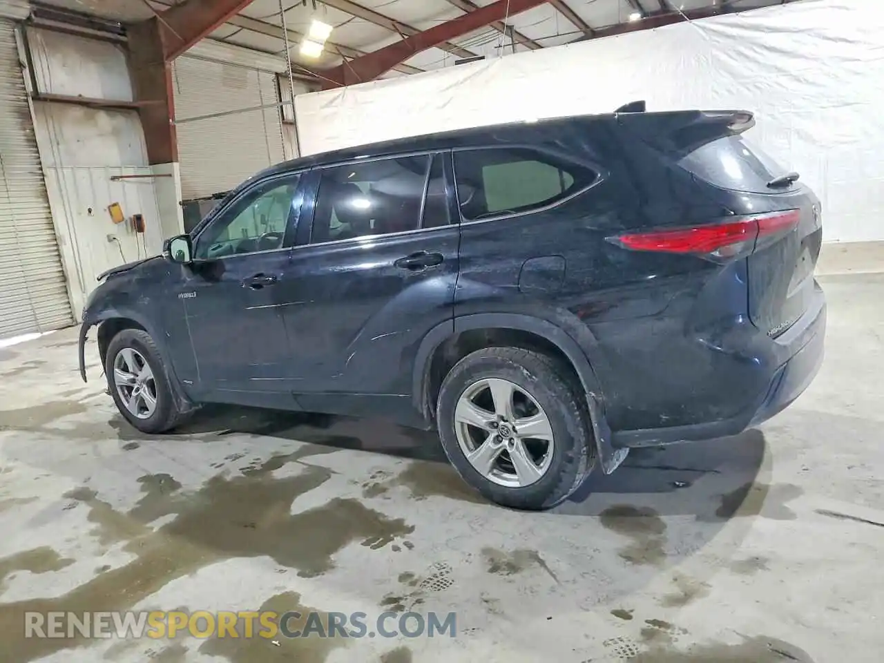 2 Photograph of a damaged car 5TDBBRCHXMS041568 TOYOTA HIGHLANDER 2021