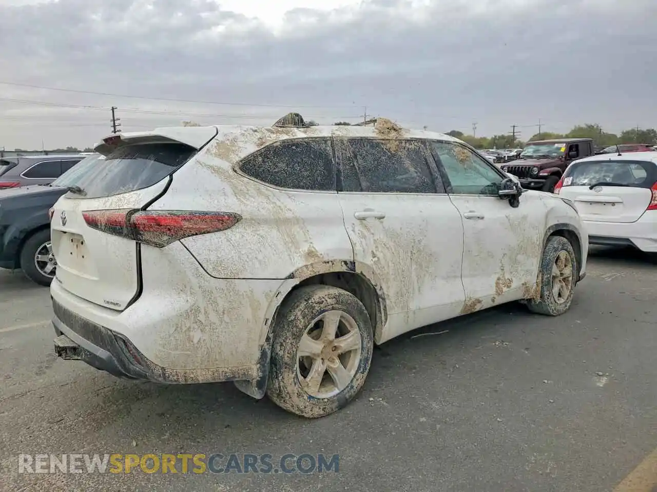 3 Photograph of a damaged car 5TDBZRBH0MS116470 TOYOTA HIGHLANDER 2021