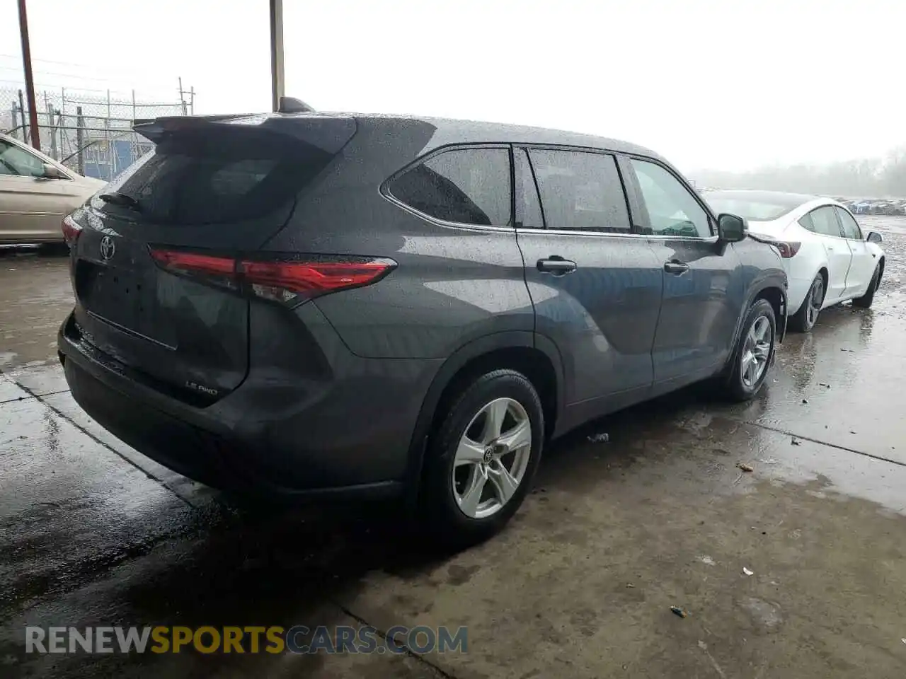 3 Photograph of a damaged car 5TDBZRBH1MS135688 TOYOTA HIGHLANDER 2021