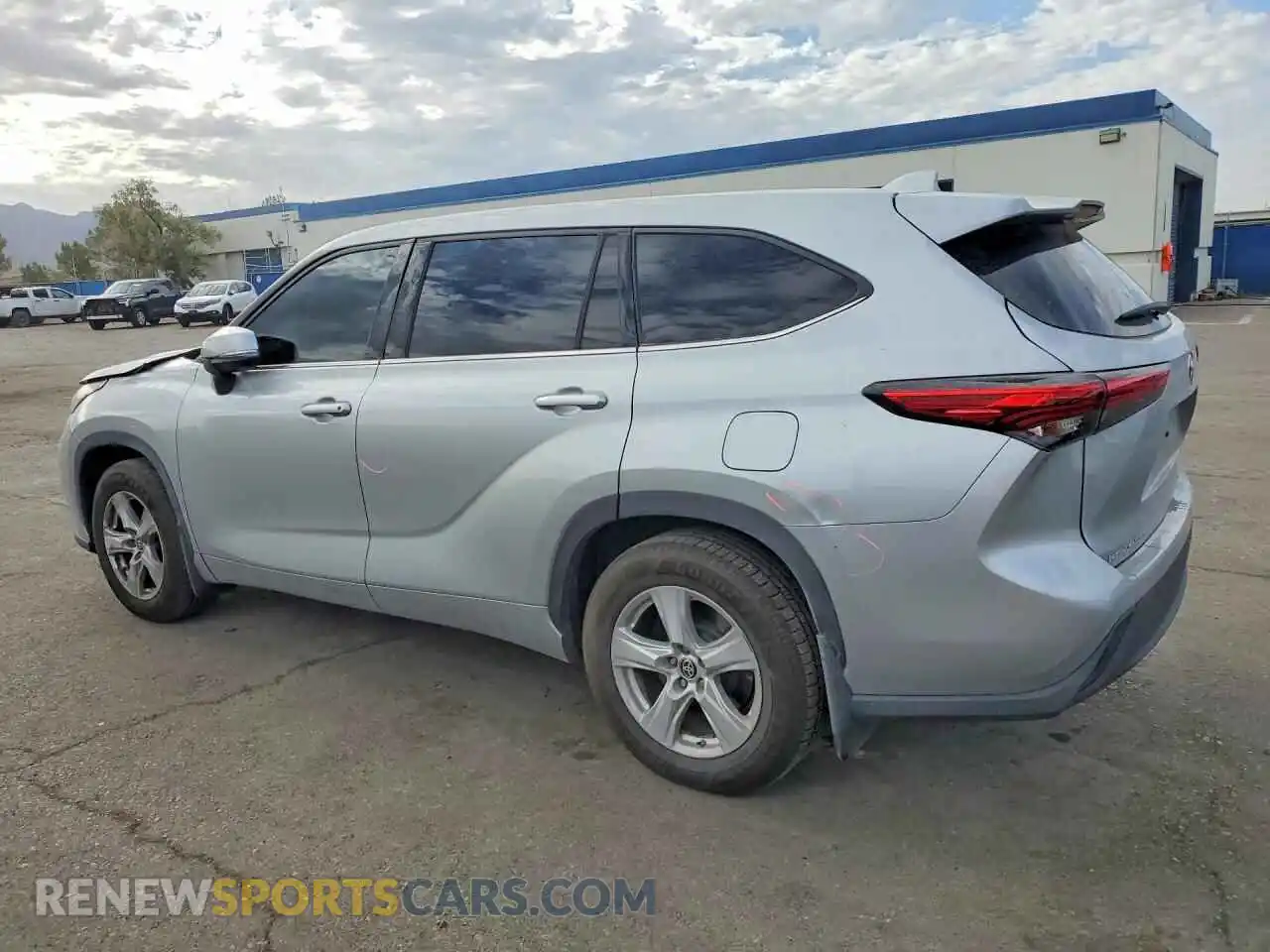 2 Photograph of a damaged car 5TDBZRBH1MS528249 TOYOTA HIGHLANDER 2021