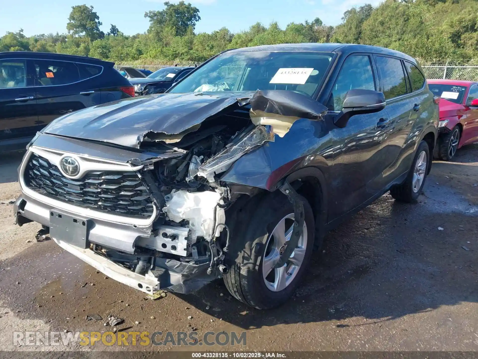 2 Photograph of a damaged car 5TDBZRBH2MS558294 TOYOTA HIGHLANDER 2021