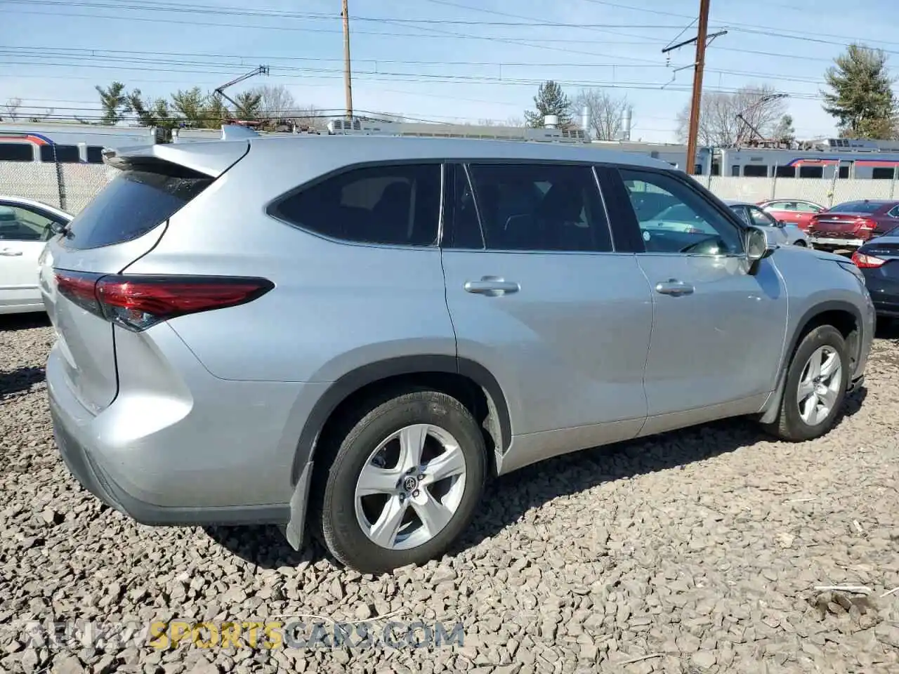 3 Photograph of a damaged car 5TDBZRBH4MS546244 TOYOTA HIGHLANDER 2021