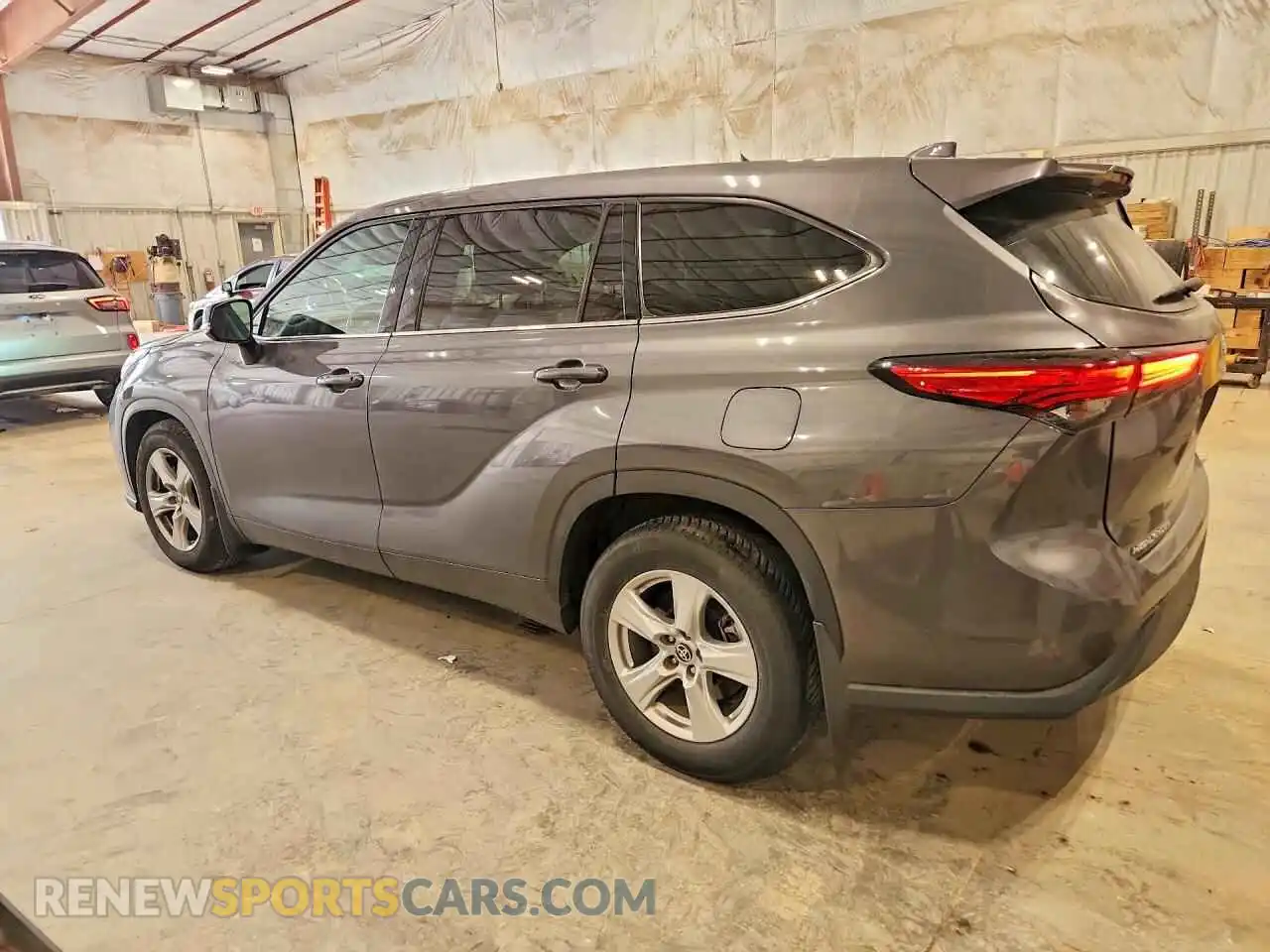 2 Photograph of a damaged car 5TDBZRBH6MS091722 TOYOTA HIGHLANDER 2021