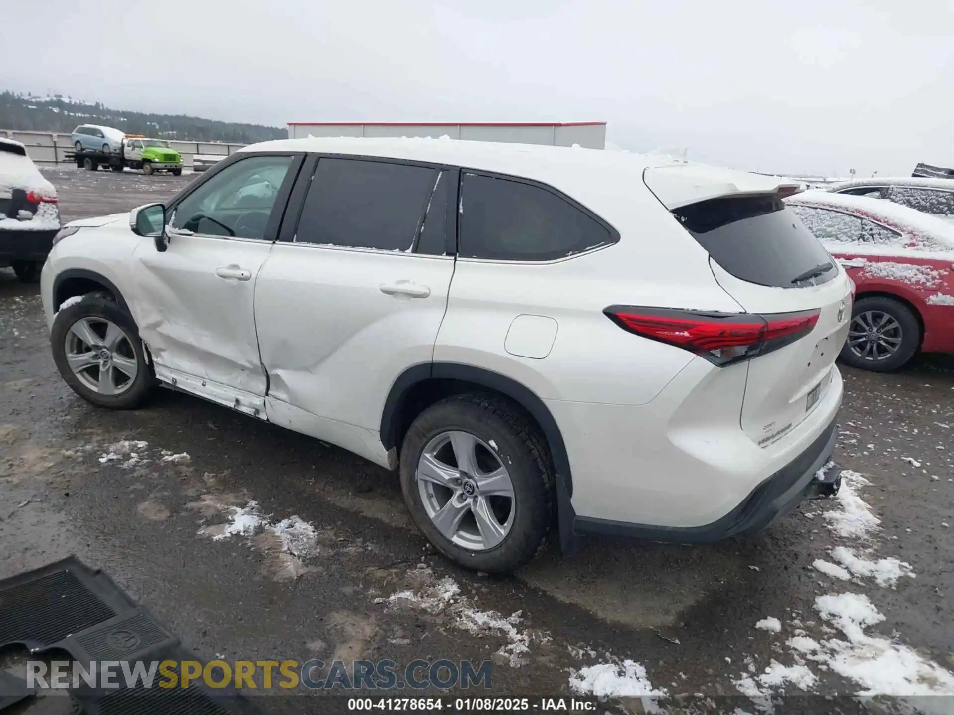 3 Photograph of a damaged car 5TDBZRBH7MS075982 TOYOTA HIGHLANDER 2021