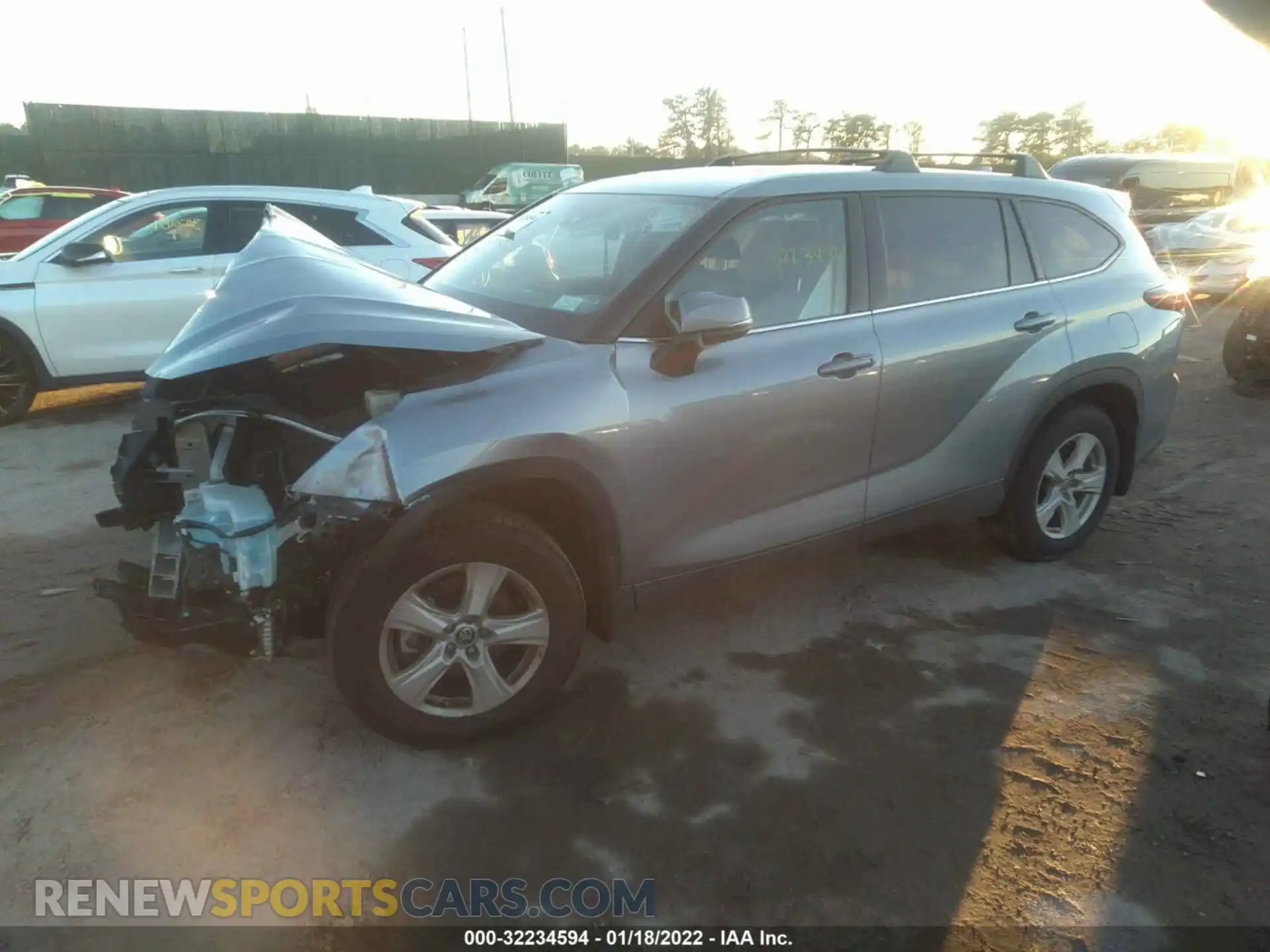 2 Photograph of a damaged car 5TDBZRBH7MS095097 TOYOTA HIGHLANDER 2021