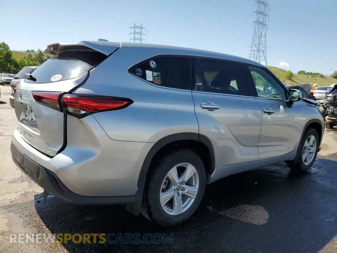 3 Photograph of a damaged car 5TDBZRBH7MS535433 TOYOTA HIGHLANDER 2021