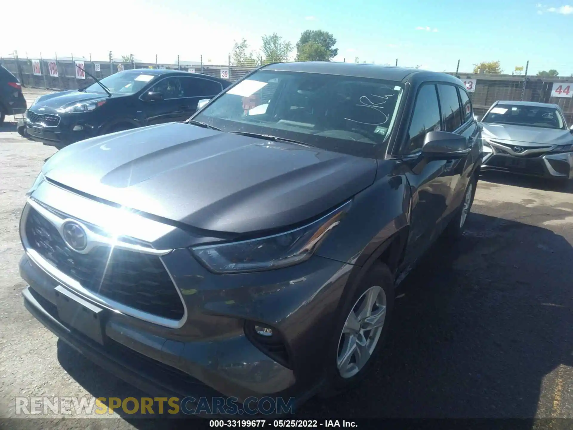 2 Photograph of a damaged car 5TDBZRBH7MS546822 TOYOTA HIGHLANDER 2021