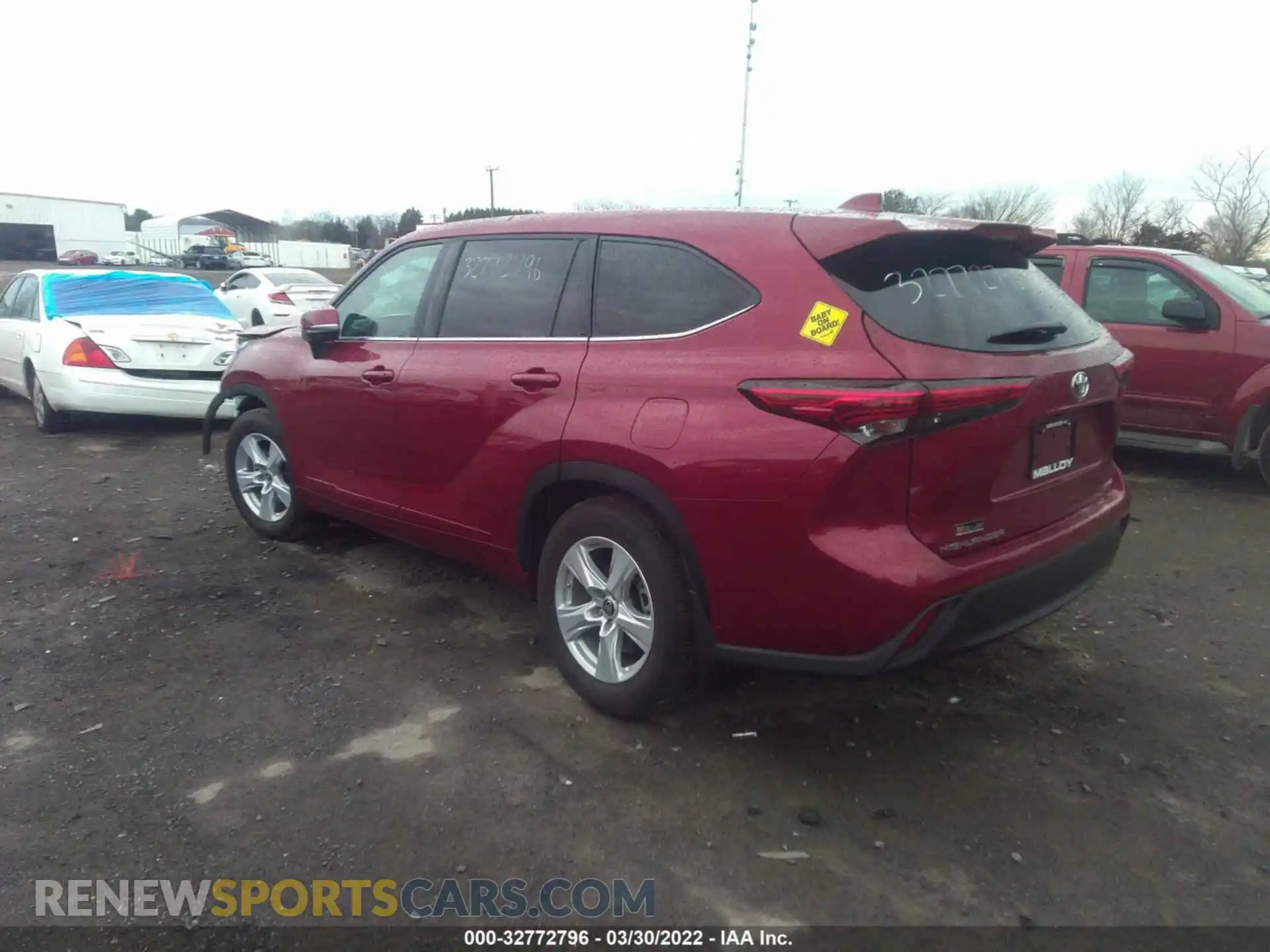 3 Photograph of a damaged car 5TDBZRBH8MS062190 TOYOTA HIGHLANDER 2021