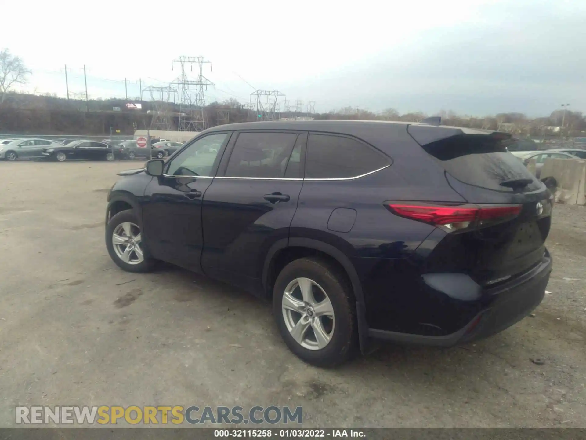3 Photograph of a damaged car 5TDBZRBH9MS552153 TOYOTA HIGHLANDER 2021