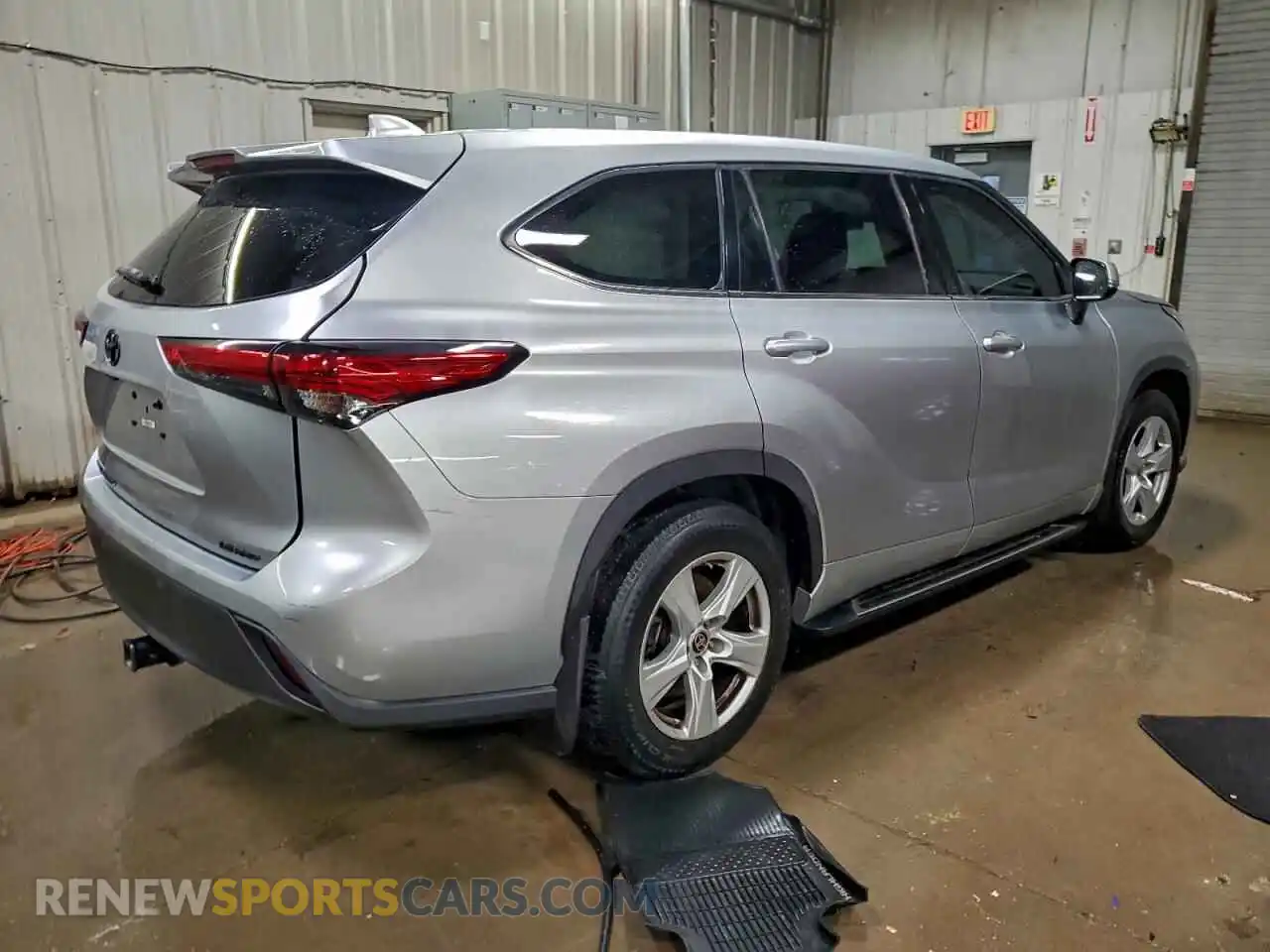 3 Photograph of a damaged car 5TDBZRBHXMS064913 TOYOTA HIGHLANDER 2021