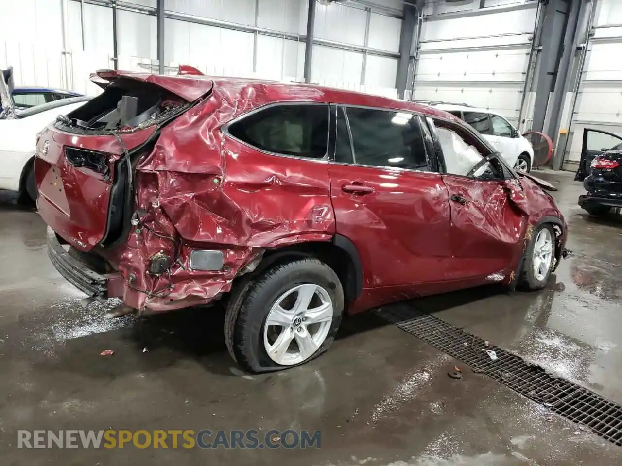 3 Photograph of a damaged car 5TDBZRBHXMS532140 TOYOTA HIGHLANDER 2021
