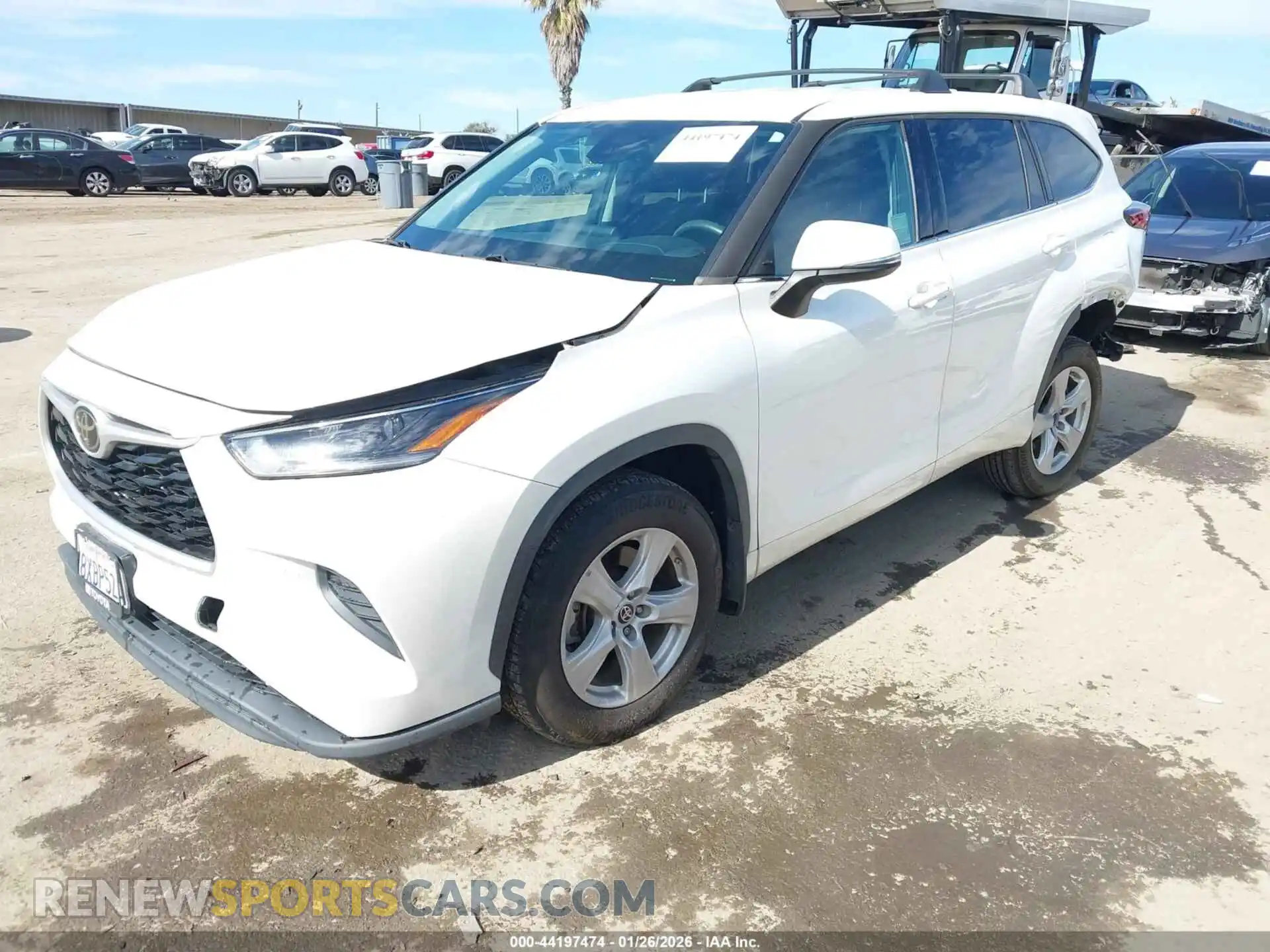 2 Photograph of a damaged car 5TDCZRAH1MS070198 TOYOTA HIGHLANDER 2021
