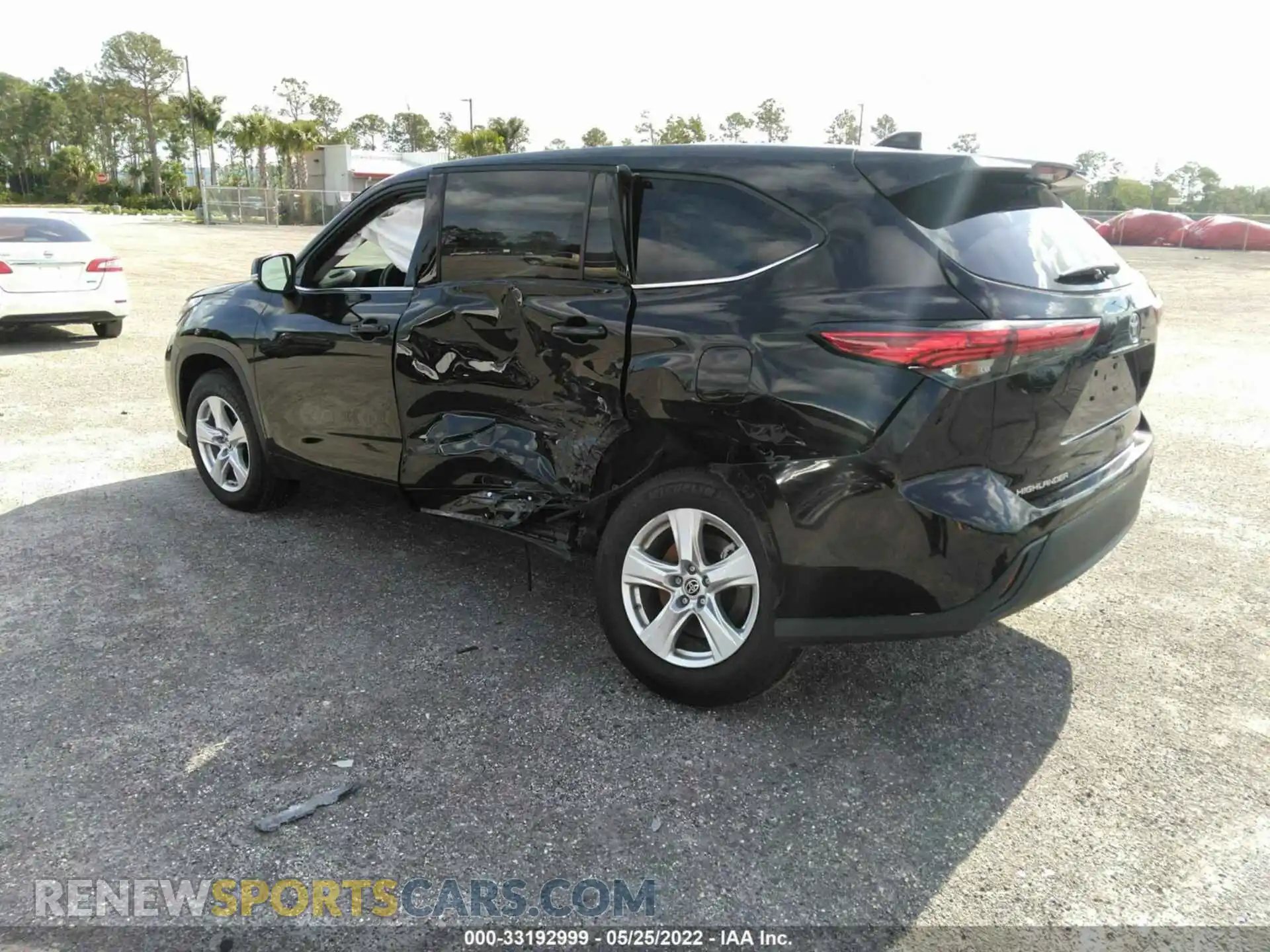 3 Photograph of a damaged car 5TDCZRAH1MS089821 TOYOTA HIGHLANDER 2021