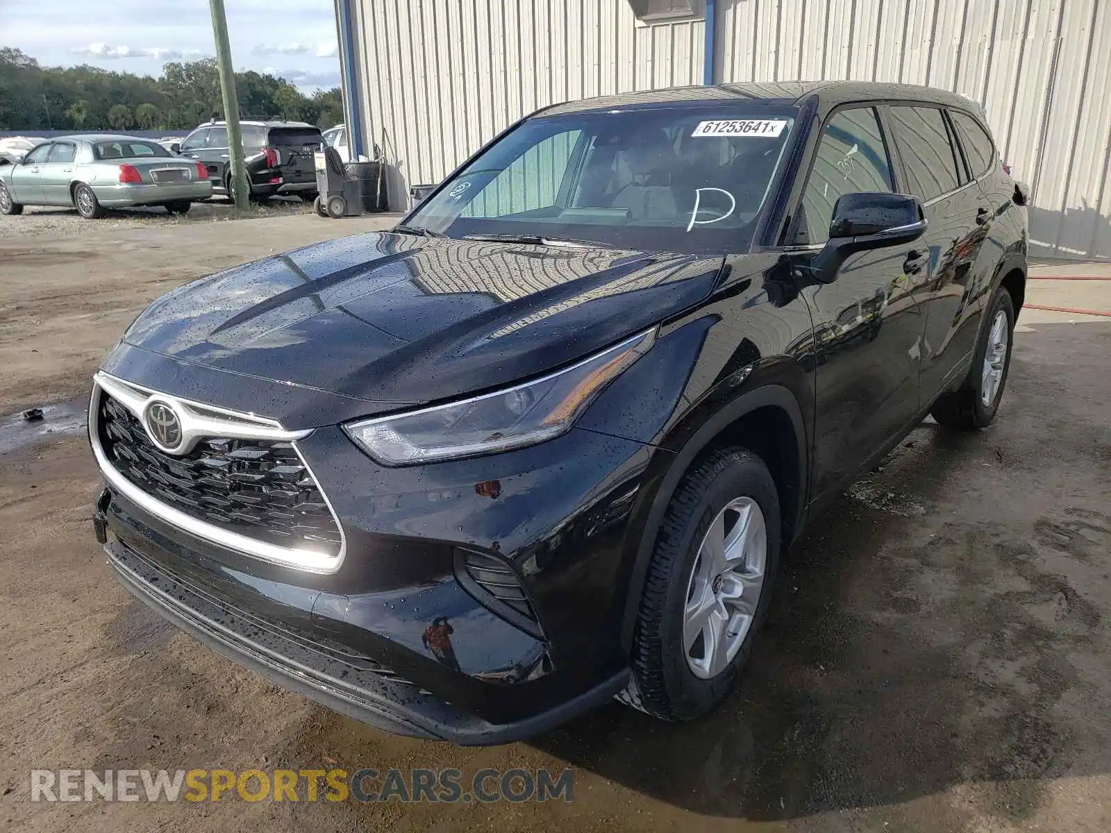 2 Photograph of a damaged car 5TDCZRAH1MS535689 TOYOTA HIGHLANDER 2021