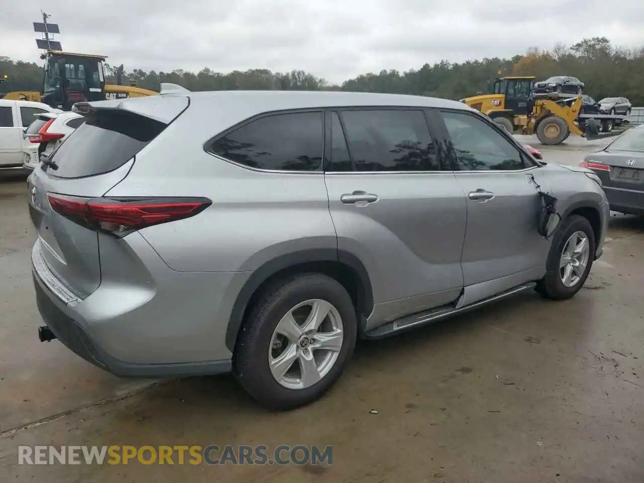 3 Photograph of a damaged car 5TDCZRAH3MS084586 TOYOTA HIGHLANDER 2021