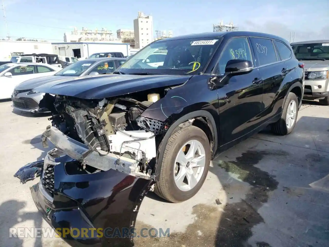 2 Photograph of a damaged car 5TDCZRAH9MS032279 TOYOTA HIGHLANDER 2021