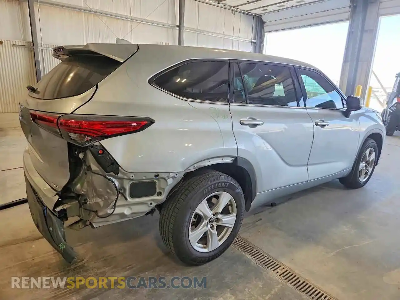 3 Photograph of a damaged car 5TDCZRBH0MS075827 TOYOTA HIGHLANDER 2021