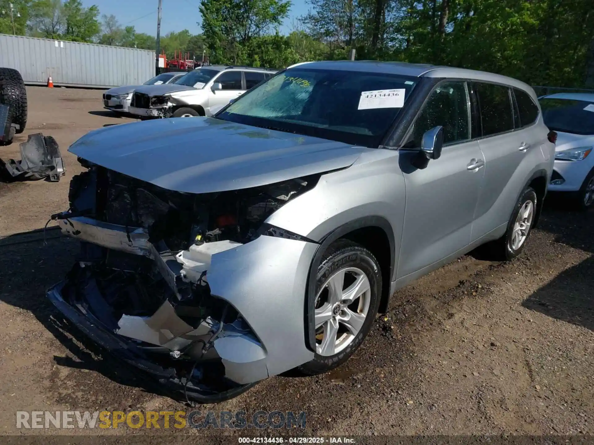 2 Photograph of a damaged car 5TDCZRBH1MS125621 TOYOTA HIGHLANDER 2021