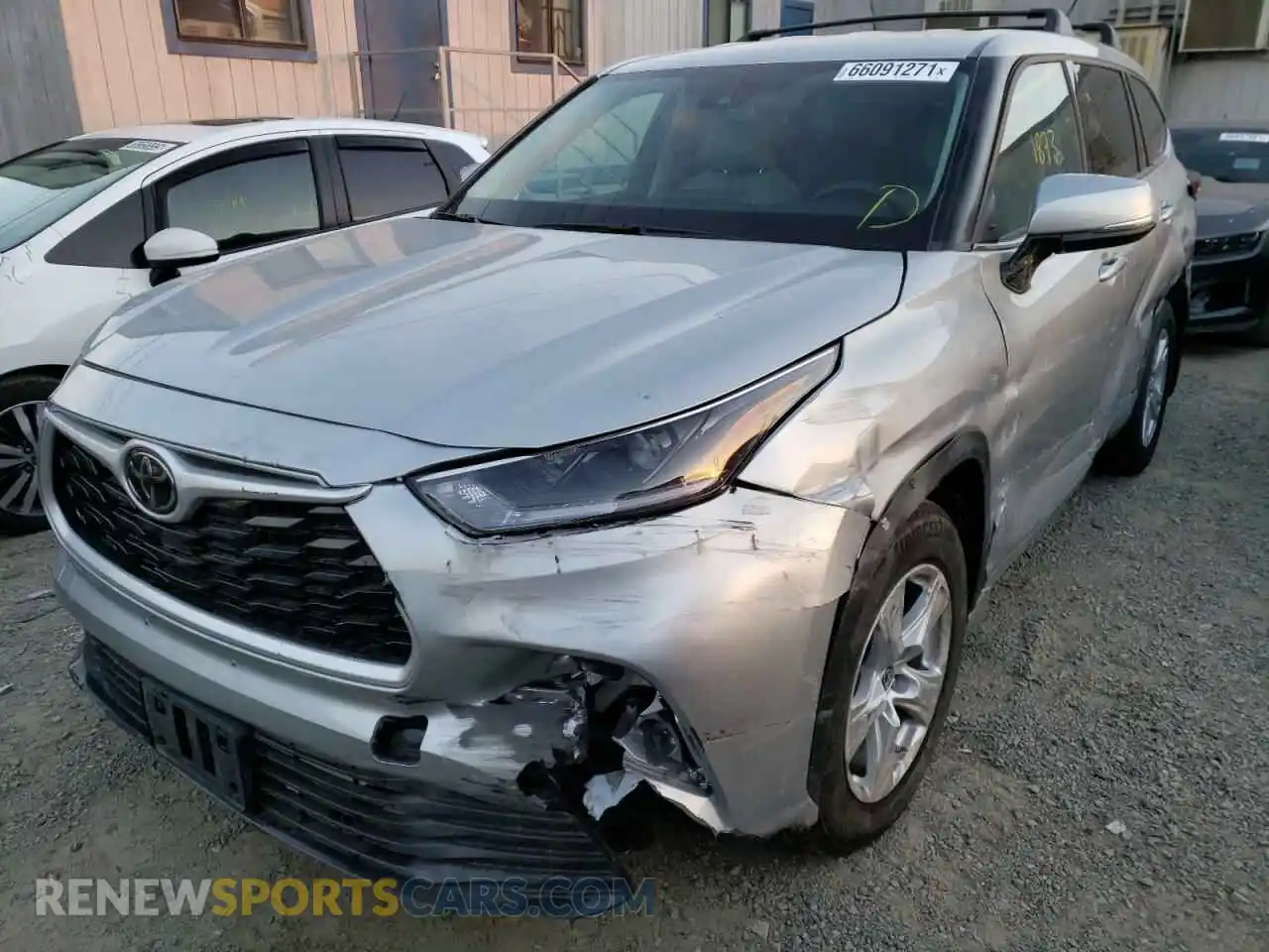2 fotografías del automóvil dañado 5TDCZRBH2MS548885 TOYOTA HIGHLANDER 2021