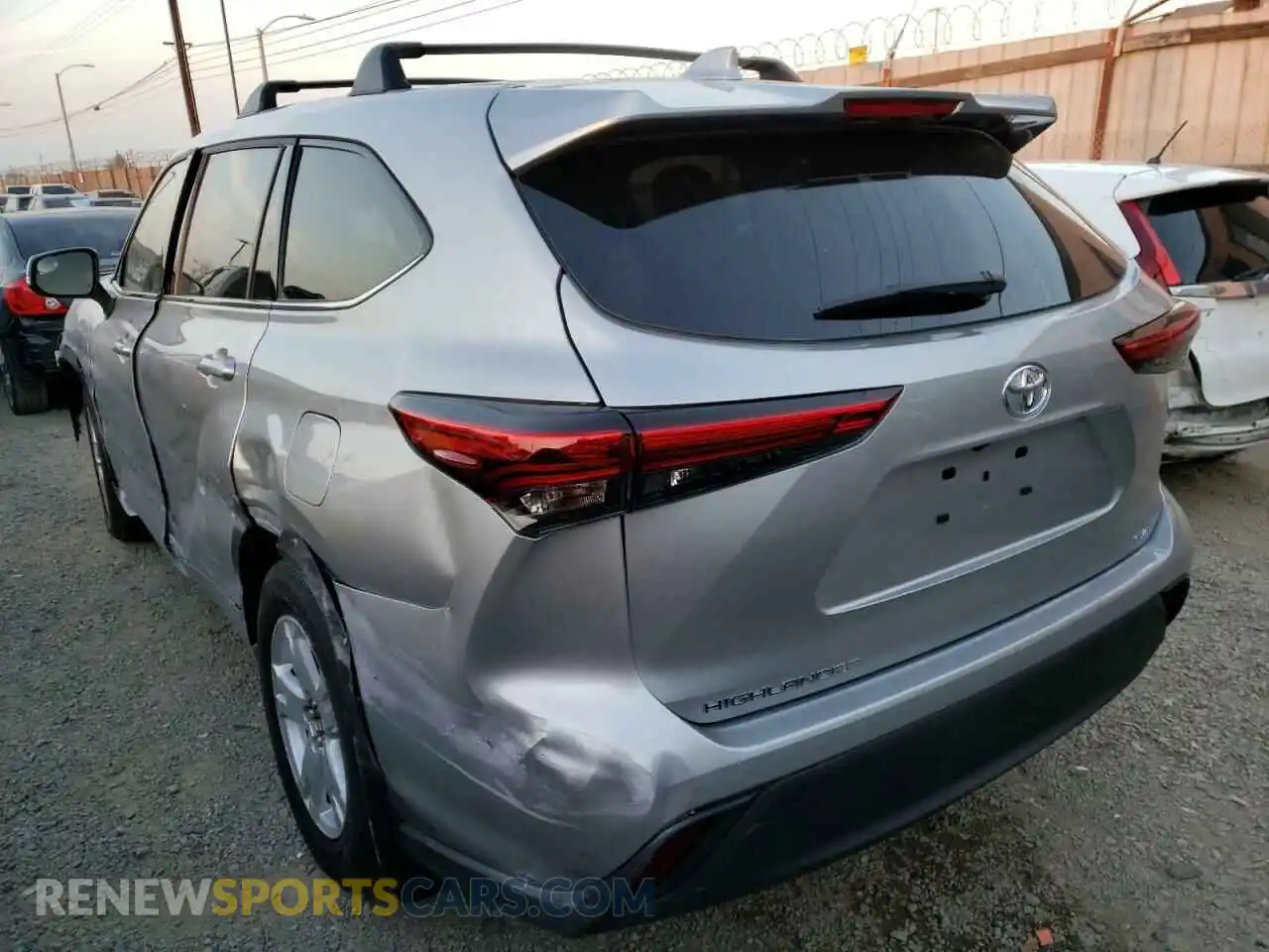 3 fotografías del automóvil dañado 5TDCZRBH2MS548885 TOYOTA HIGHLANDER 2021