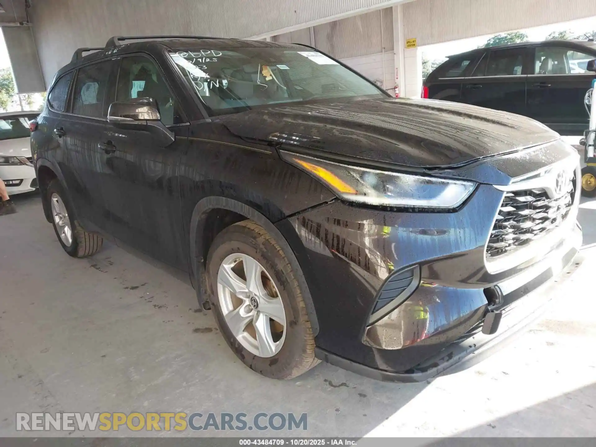 1 Photograph of a damaged car 5TDCZRBH4MS157706 TOYOTA HIGHLANDER 2021