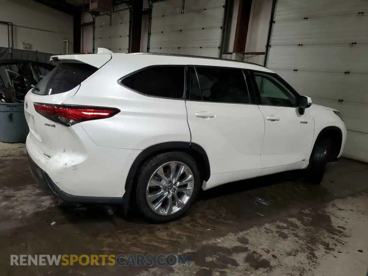 3 fotografías del automóvil dañado 5TDDBRCH0MS519070 TOYOTA HIGHLANDER 2021