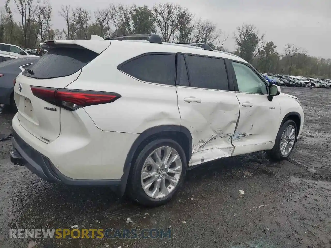 3 Photograph of a damaged car 5TDDBRCH1MS052130 TOYOTA HIGHLANDER 2021
