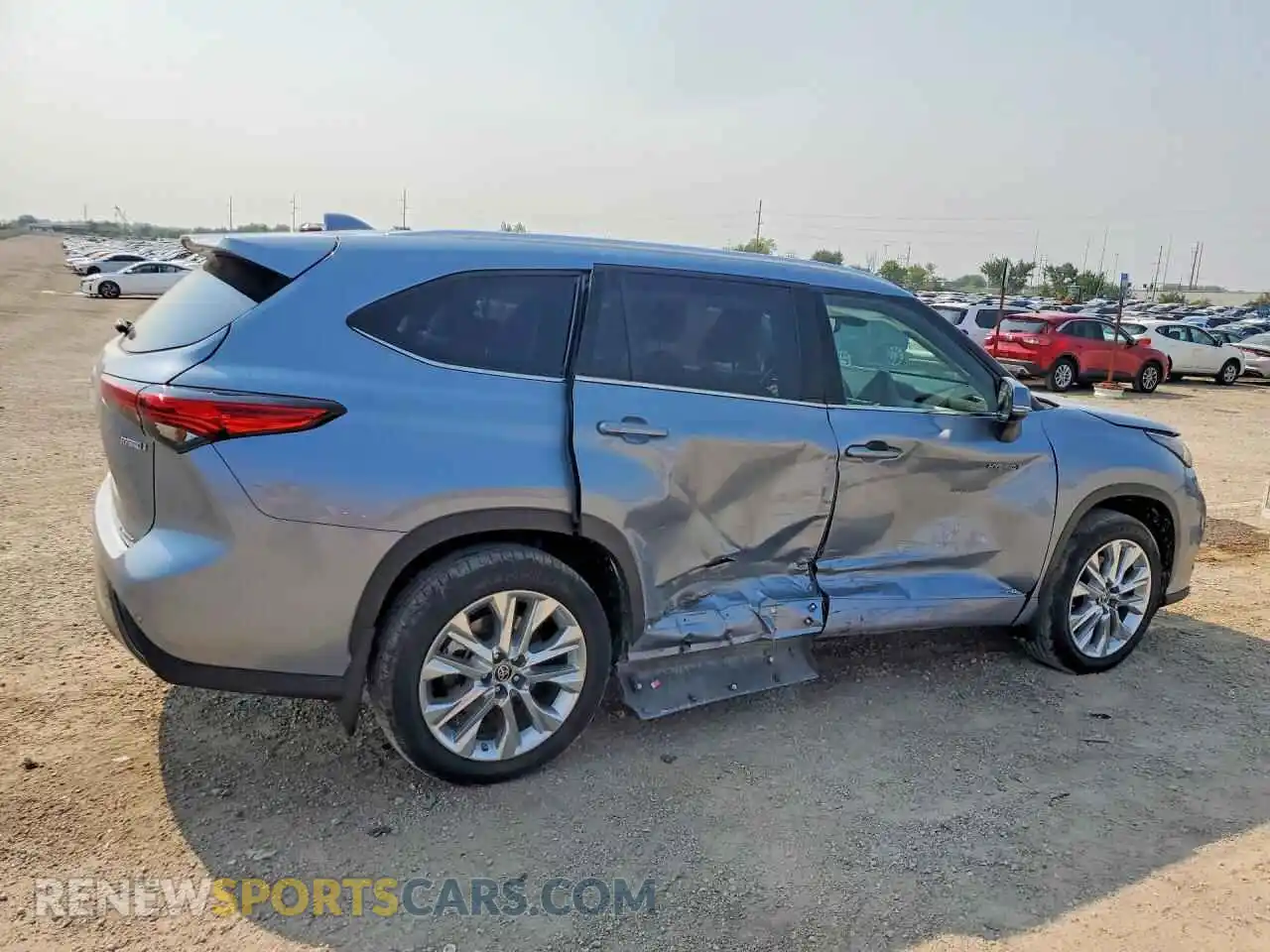 3 Photograph of a damaged car 5TDDBRCH1MS062639 TOYOTA HIGHLANDER 2021