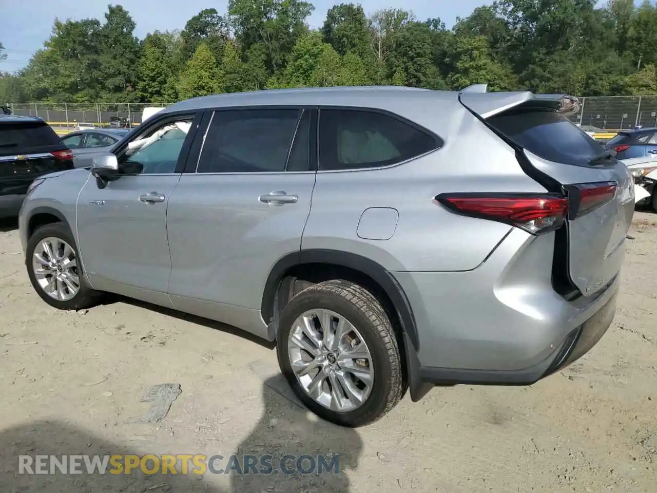 2 Photograph of a damaged car 5TDDBRCH2MS527011 TOYOTA HIGHLANDER 2021