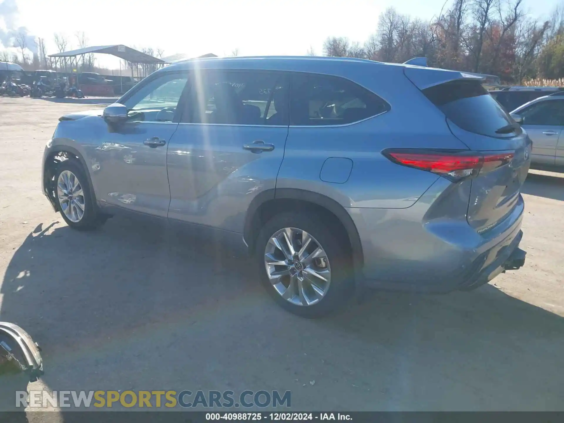 3 Photograph of a damaged car 5TDDBRCH3MS062318 TOYOTA HIGHLANDER 2021