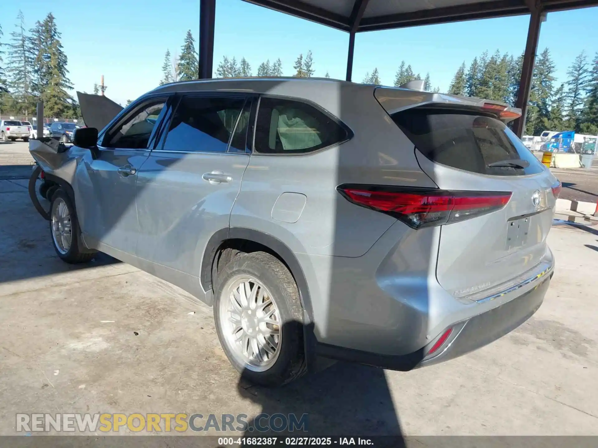 3 Photograph of a damaged car 5TDDBRCH4MS522277 TOYOTA HIGHLANDER 2021