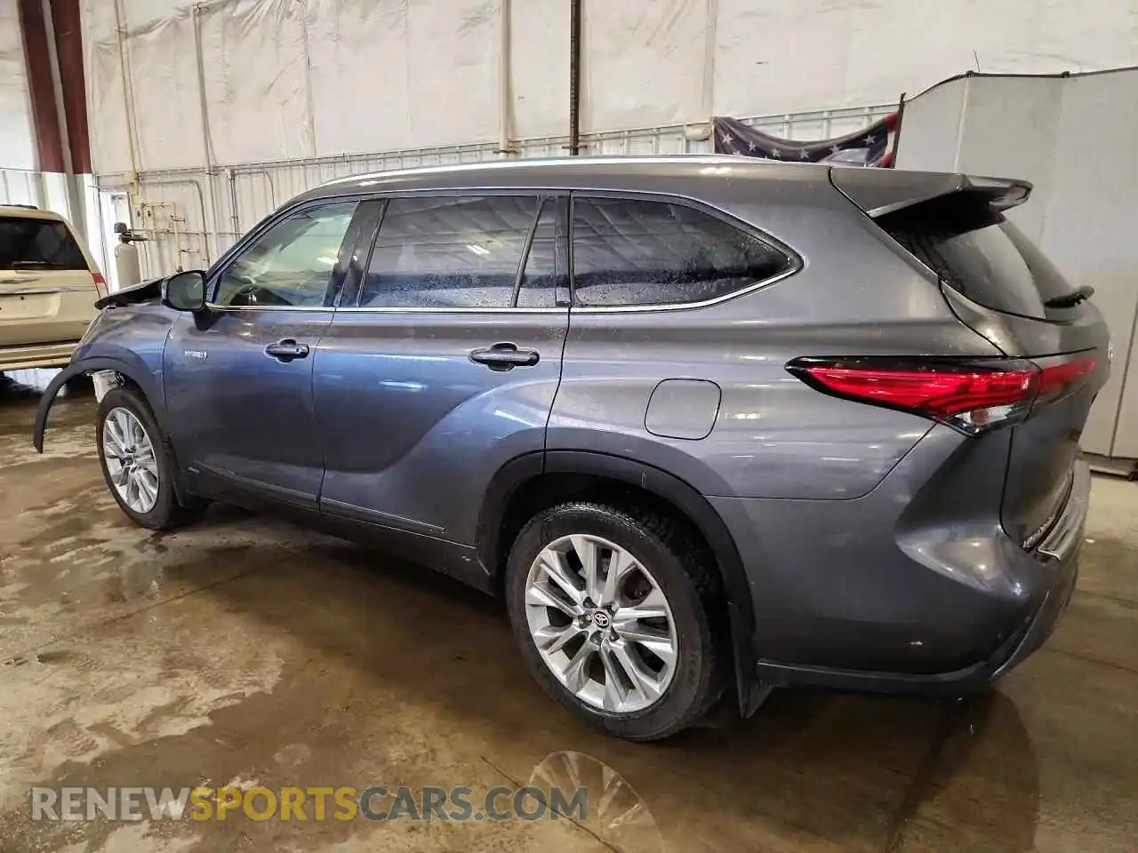 2 Photograph of a damaged car 5TDDBRCH6MS015591 TOYOTA HIGHLANDER 2021