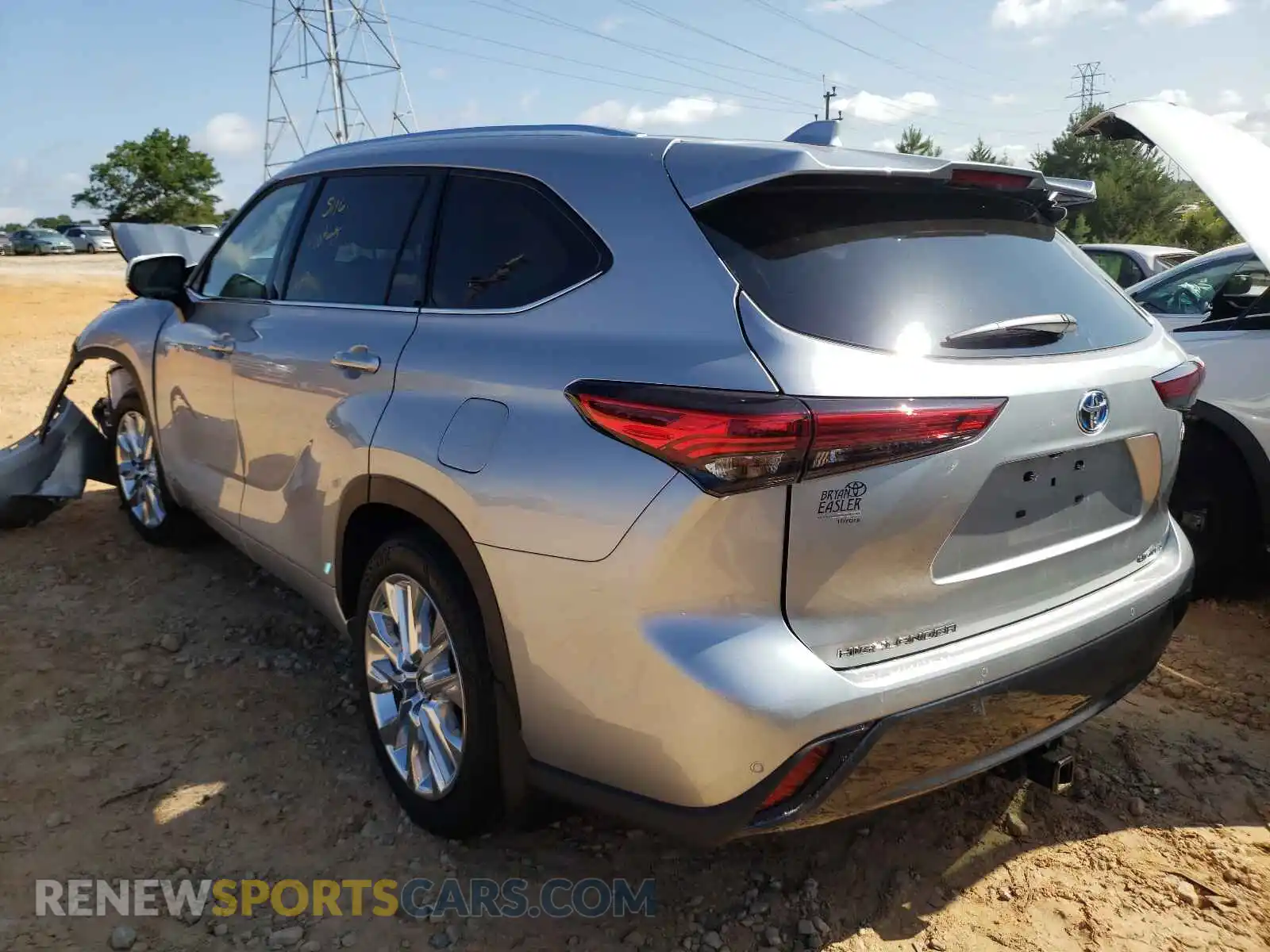 3 Photograph of a damaged car 5TDDBRCH6MS021648 TOYOTA HIGHLANDER 2021