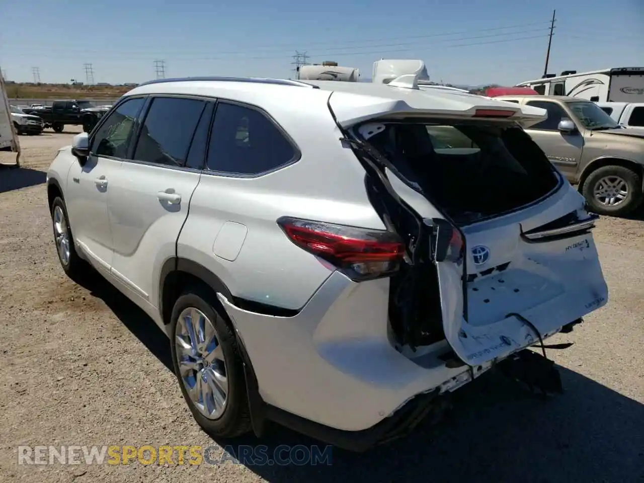 3 Photograph of a damaged car 5TDDBRCH8MS530401 TOYOTA HIGHLANDER 2021