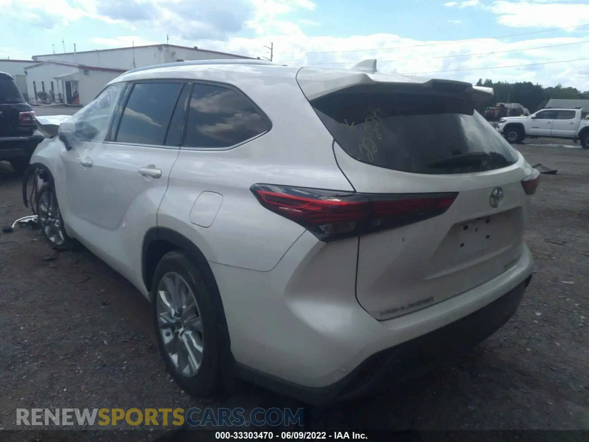 3 fotografías del automóvil dañado 5TDDZRBH0MS063438 TOYOTA HIGHLANDER 2021