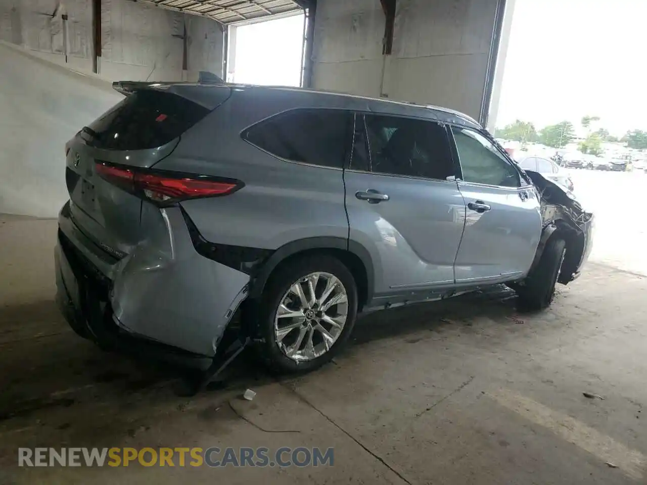 3 Photograph of a damaged car 5TDDZRBH0MS128305 TOYOTA HIGHLANDER 2021