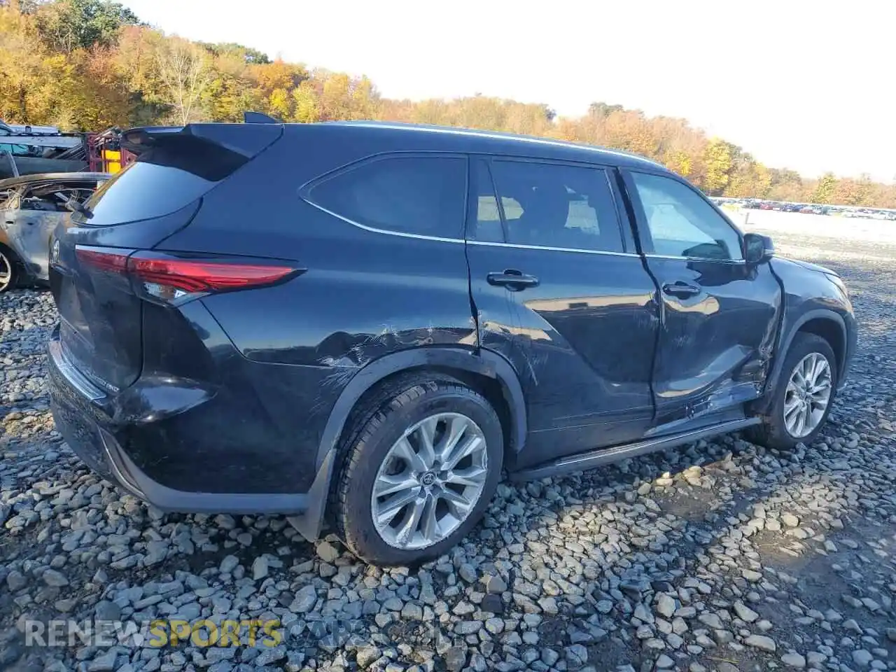 3 Photograph of a damaged car 5TDDZRBH0MS549621 TOYOTA HIGHLANDER 2021