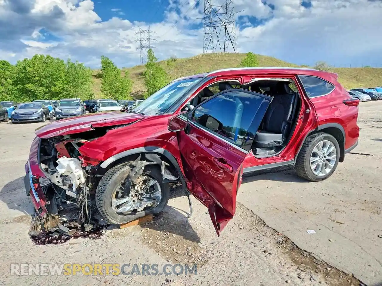 1 Photograph of a damaged car 5TDDZRBH0MS553684 TOYOTA HIGHLANDER 2021
