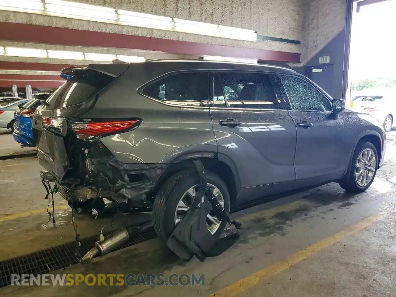3 Photograph of a damaged car 5TDDZRBH1MS530754 TOYOTA HIGHLANDER 2021