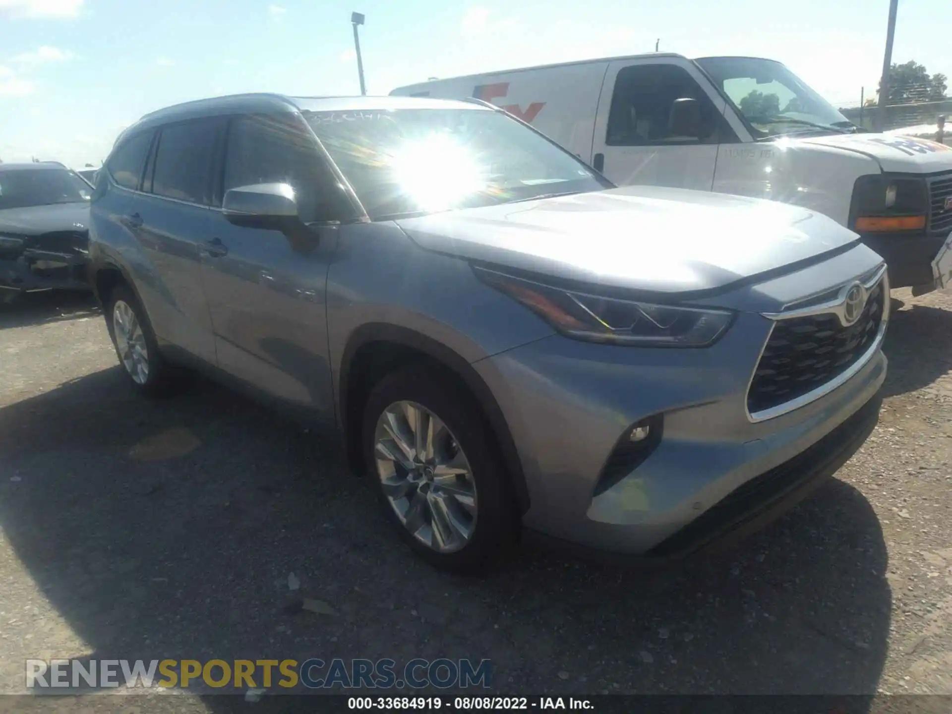1 Photograph of a damaged car 5TDDZRBH2MS142089 TOYOTA HIGHLANDER 2021