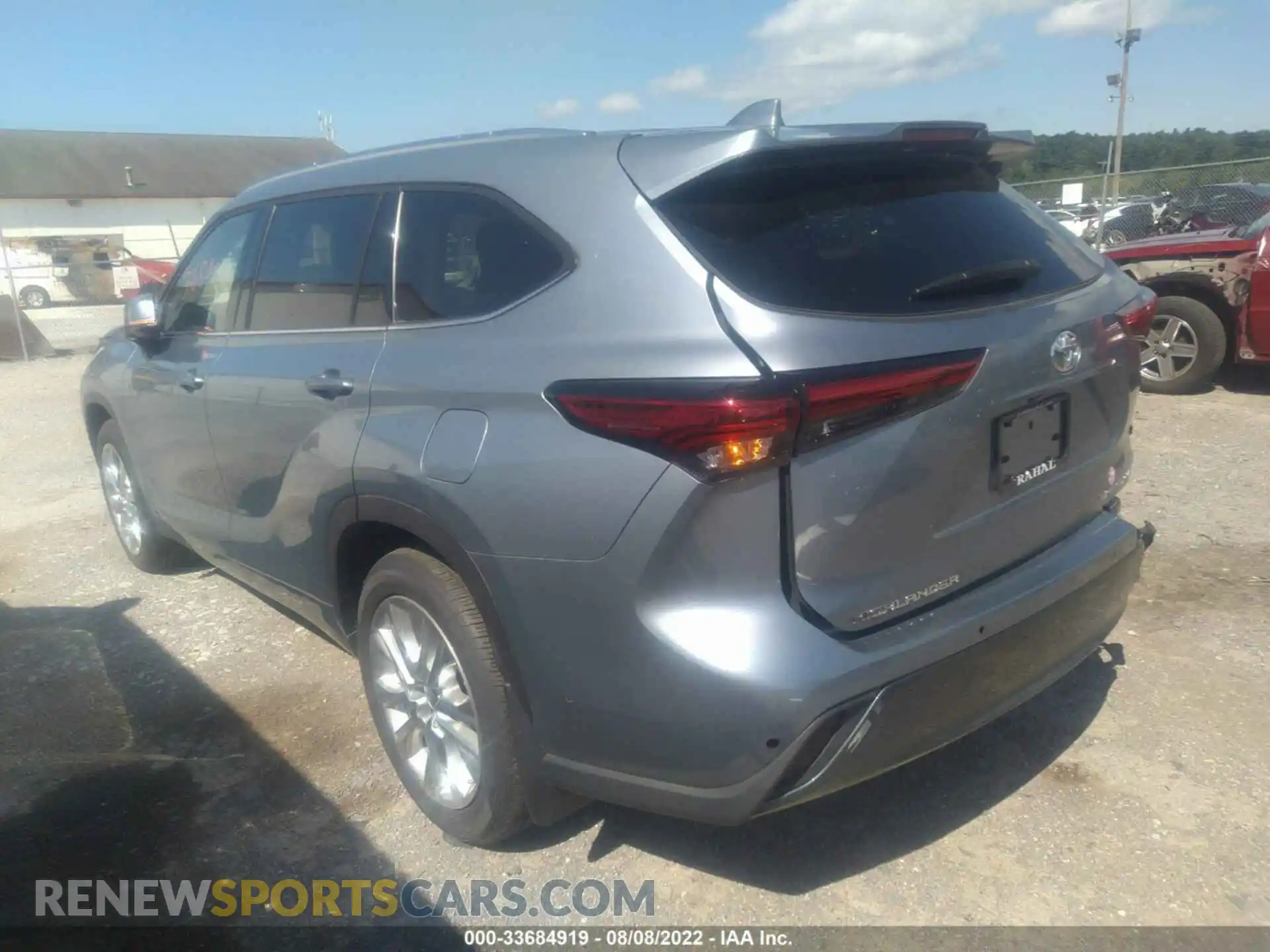 3 Photograph of a damaged car 5TDDZRBH2MS142089 TOYOTA HIGHLANDER 2021