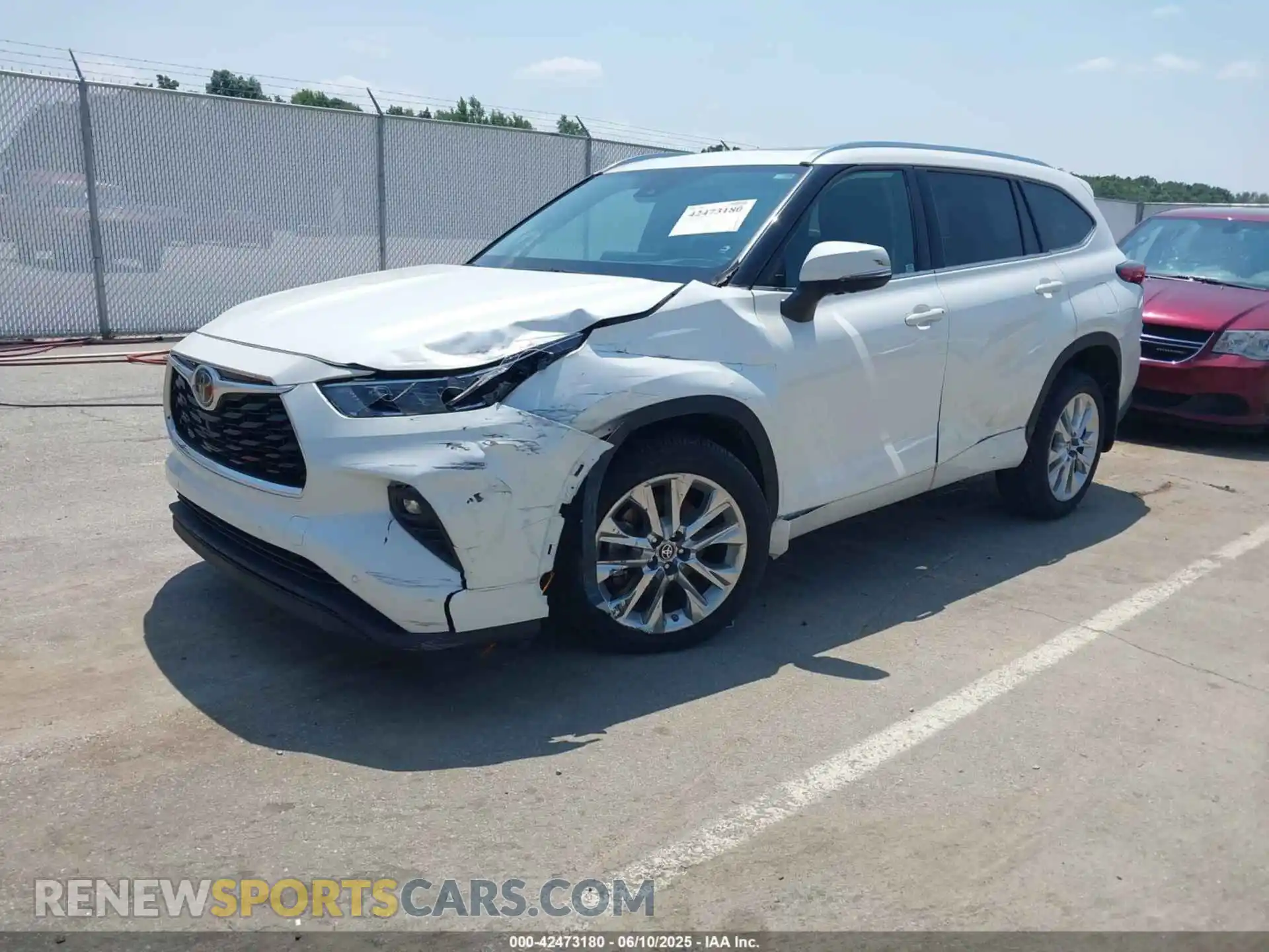 2 Photograph of a damaged car 5TDDZRBH3MS088852 TOYOTA HIGHLANDER 2021