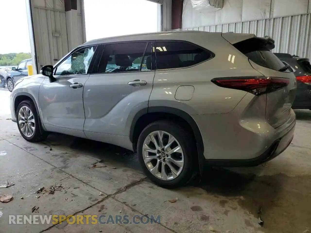 2 Photograph of a damaged car 5TDDZRBH4MS108865 TOYOTA HIGHLANDER 2021