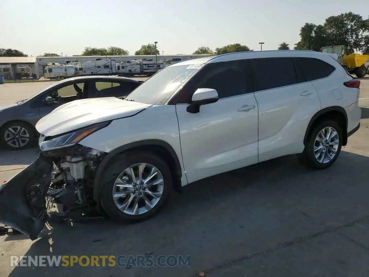 1 Photograph of a damaged car 5TDDZRBH4MS532692 TOYOTA HIGHLANDER 2021